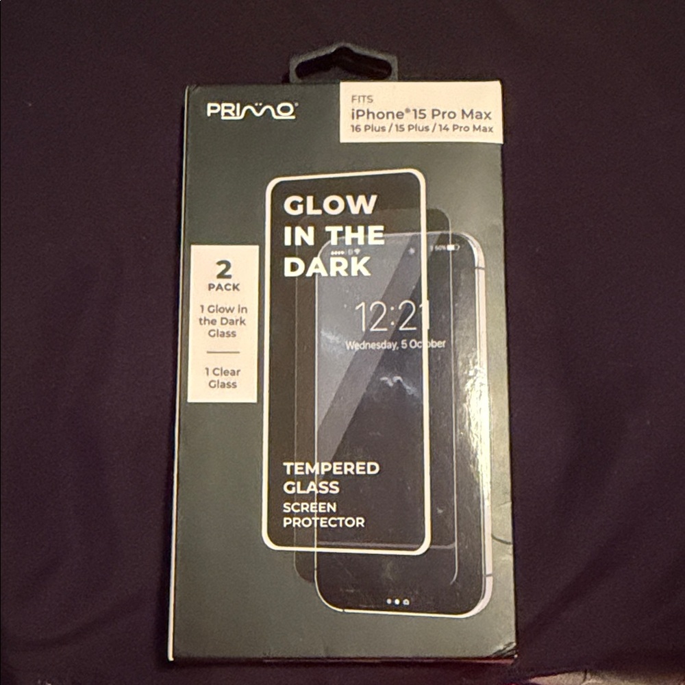 Glow-in-the-Dark Tempered Glass Screen Protector for iPhone 15 Pro Max - Black